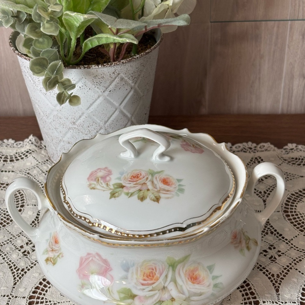 Vintage Antique P.K. Silesia Rose Porcelain Cracker Jar with Lid or Serving Dish - Picture 3 of 9